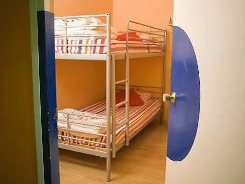 Albergue Buba House Barcelona 0*,  España