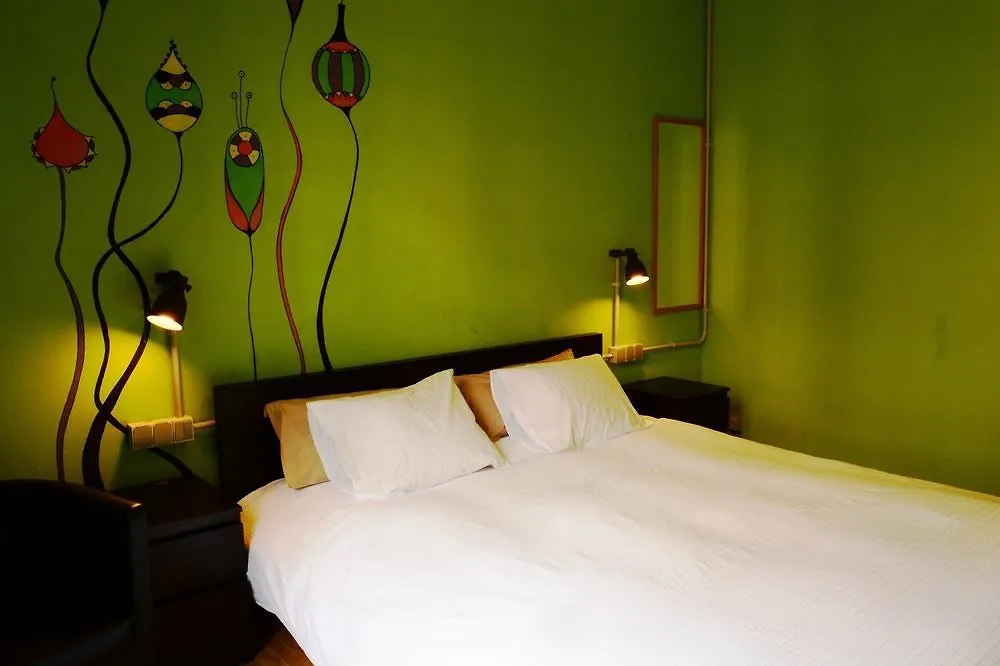 Hostal Albergue Buba House Barcelona